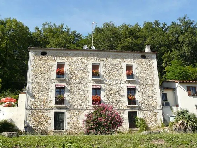 Nocleg ze śniadaniem Relais Du Caudeau Lembras